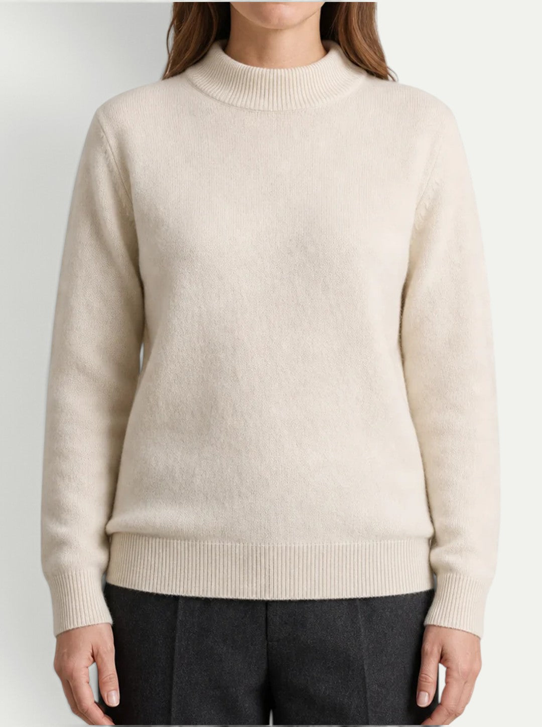 Sweter z wysokim kołnierzem z kaszmiru
